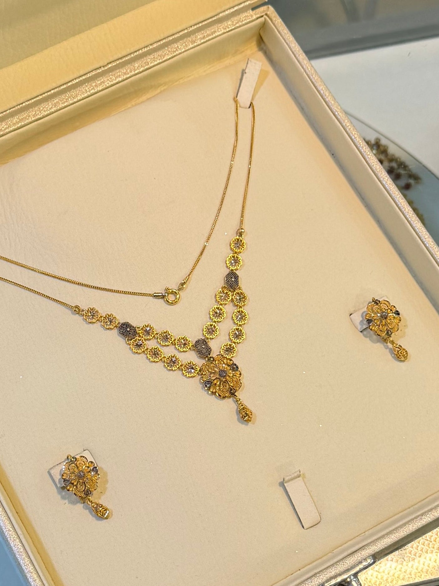 Luxury Gold Mala Necklace Set