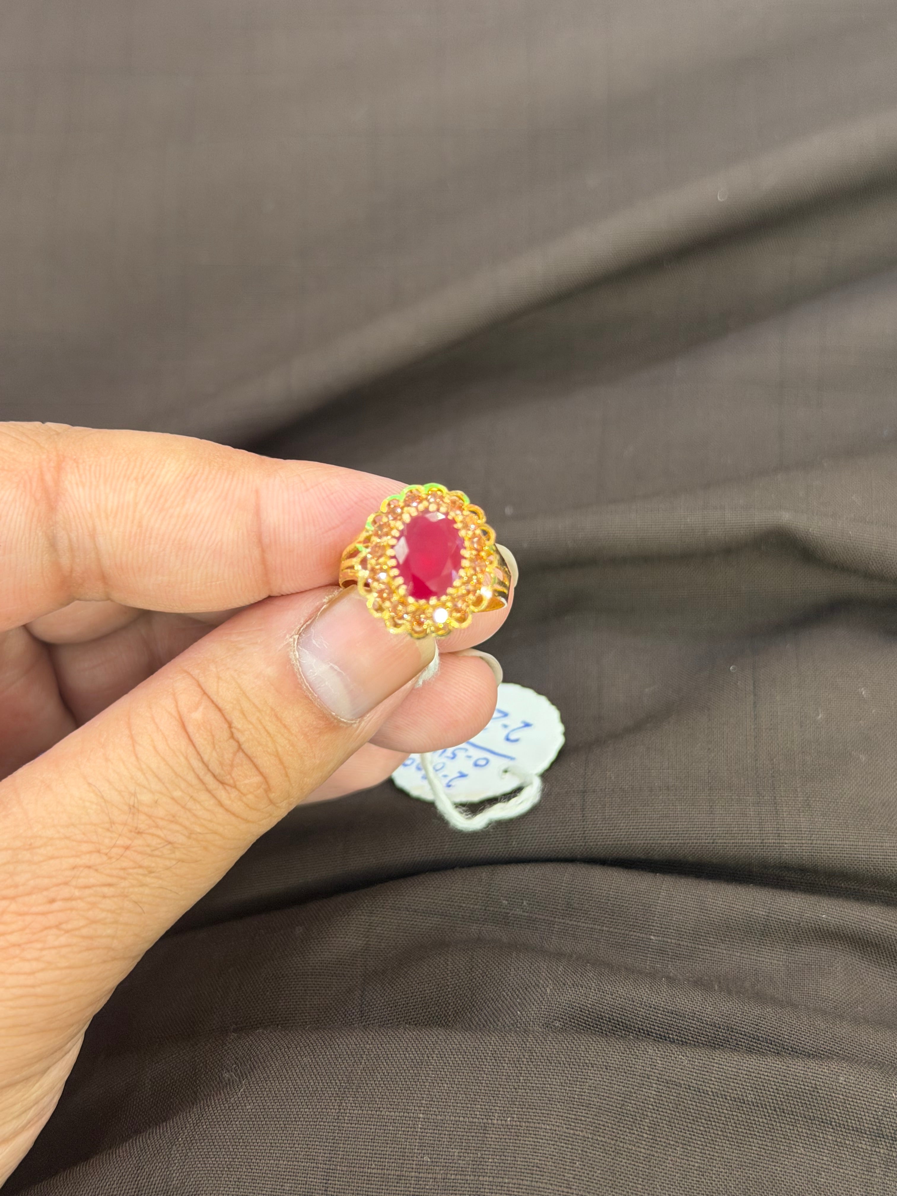 Elegant Stone Ring – Classic Style with Natural Beauty