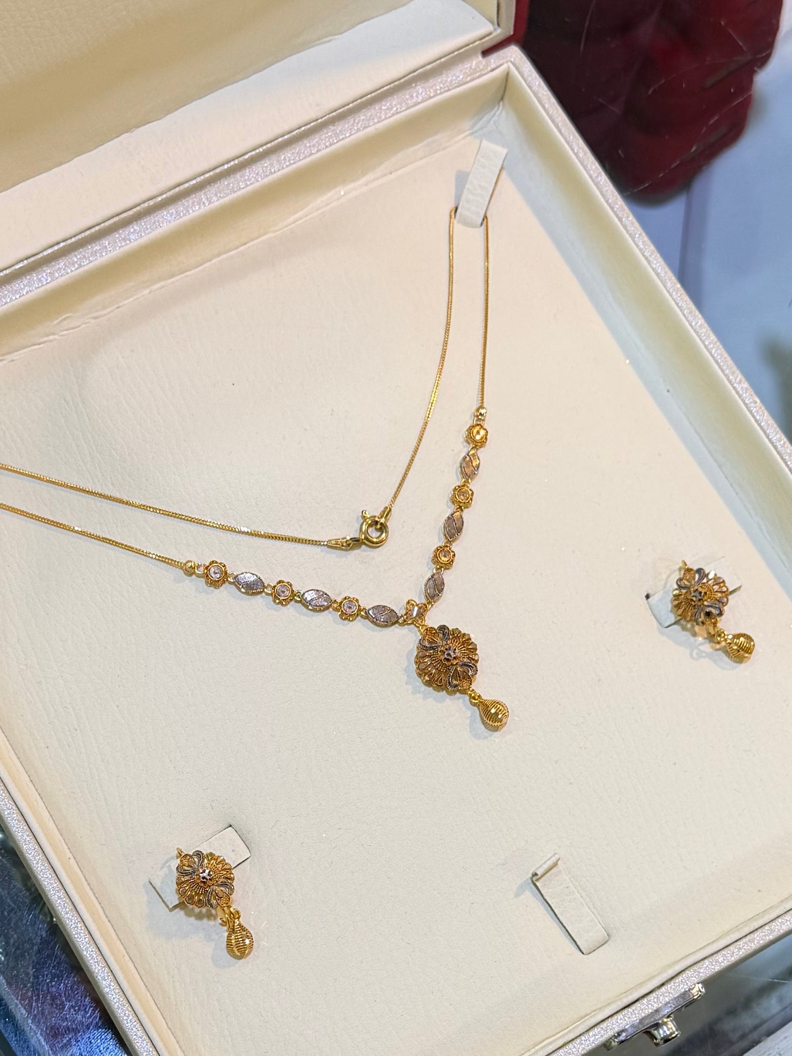 Premium Traditional Gold Mala Set