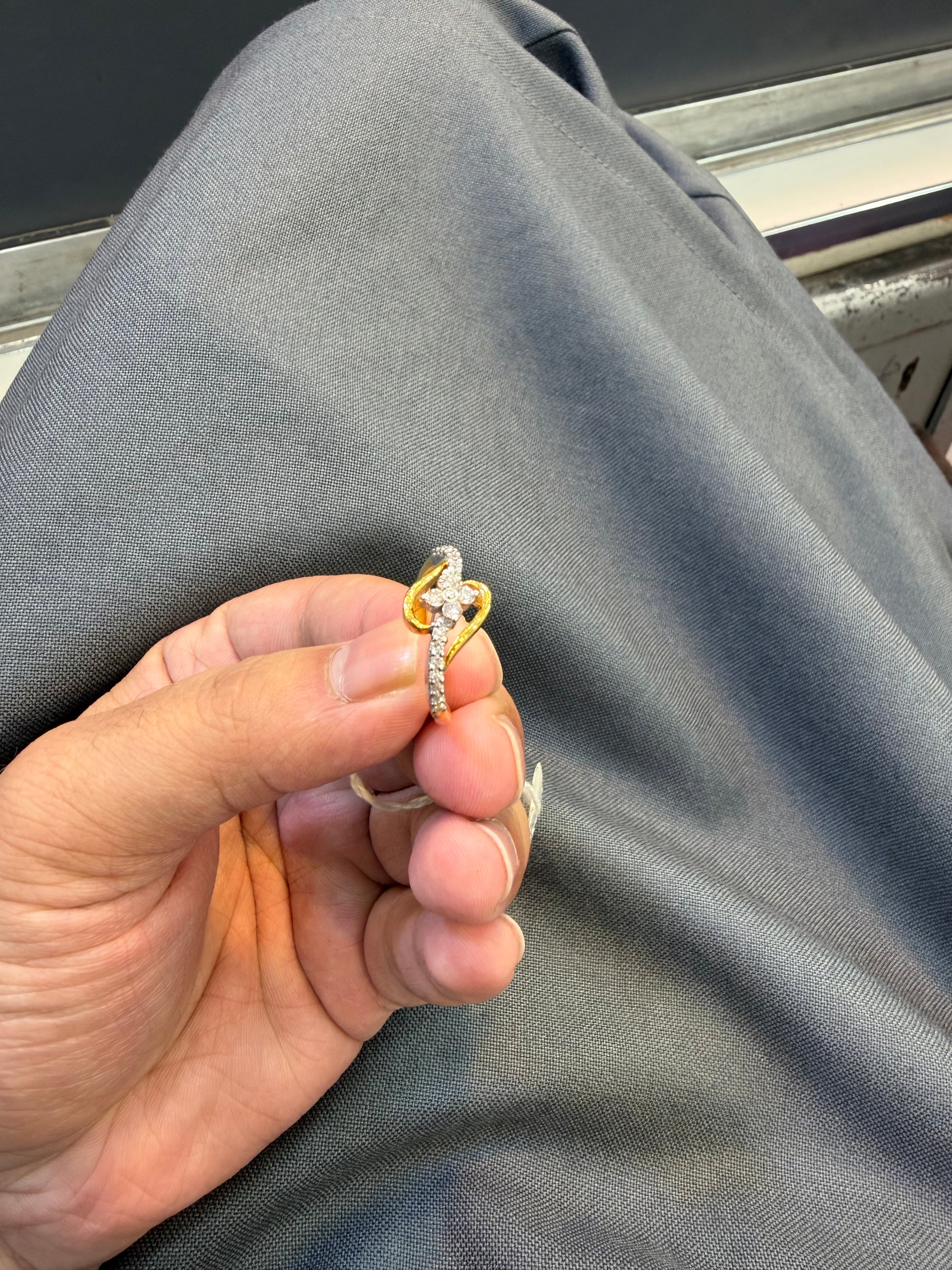 Elegant Diamond Ring – Timeless Sparkle for Every Occasion