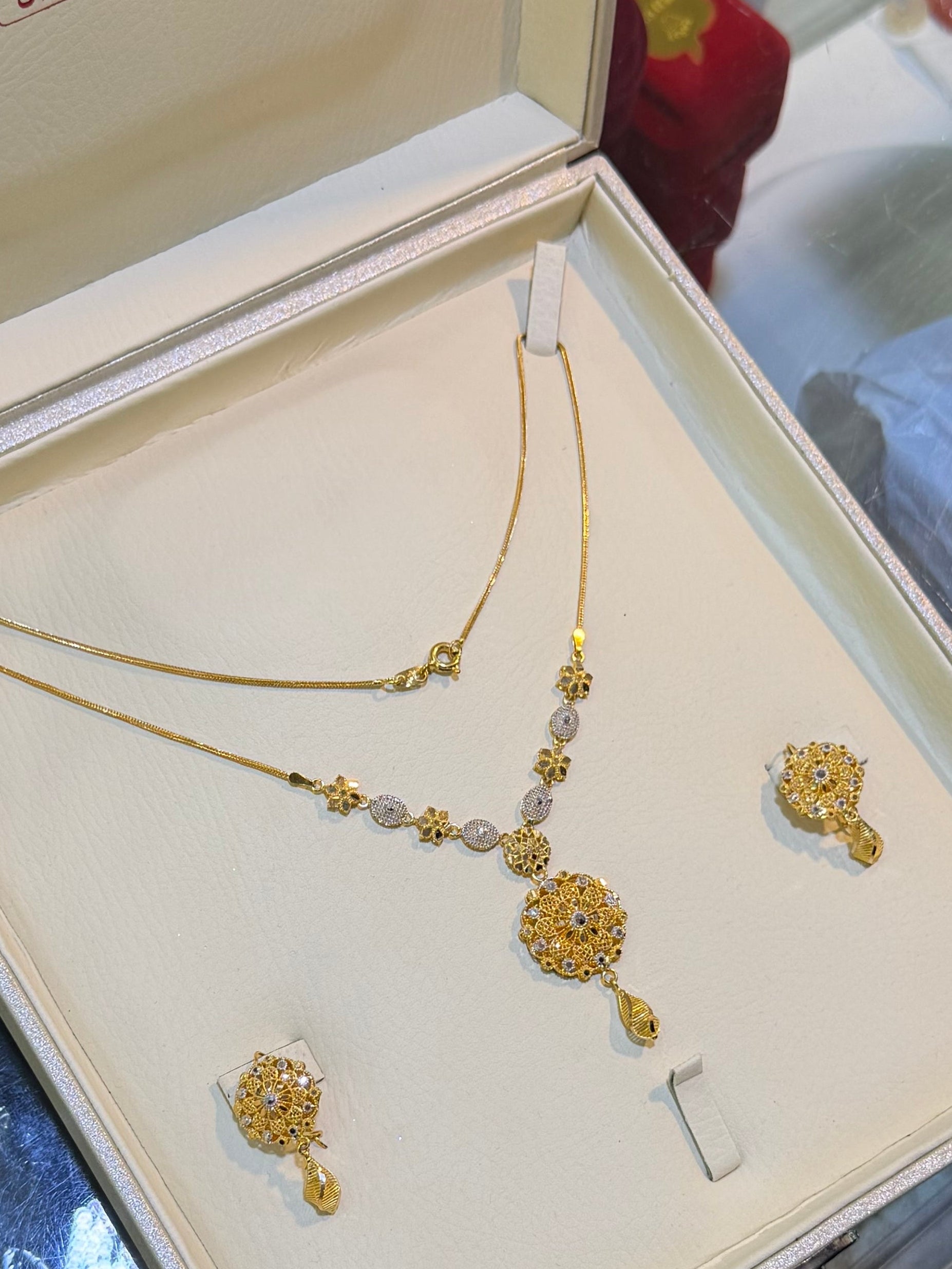 Timeless Royal Heritage Luxury Gold Mala Set