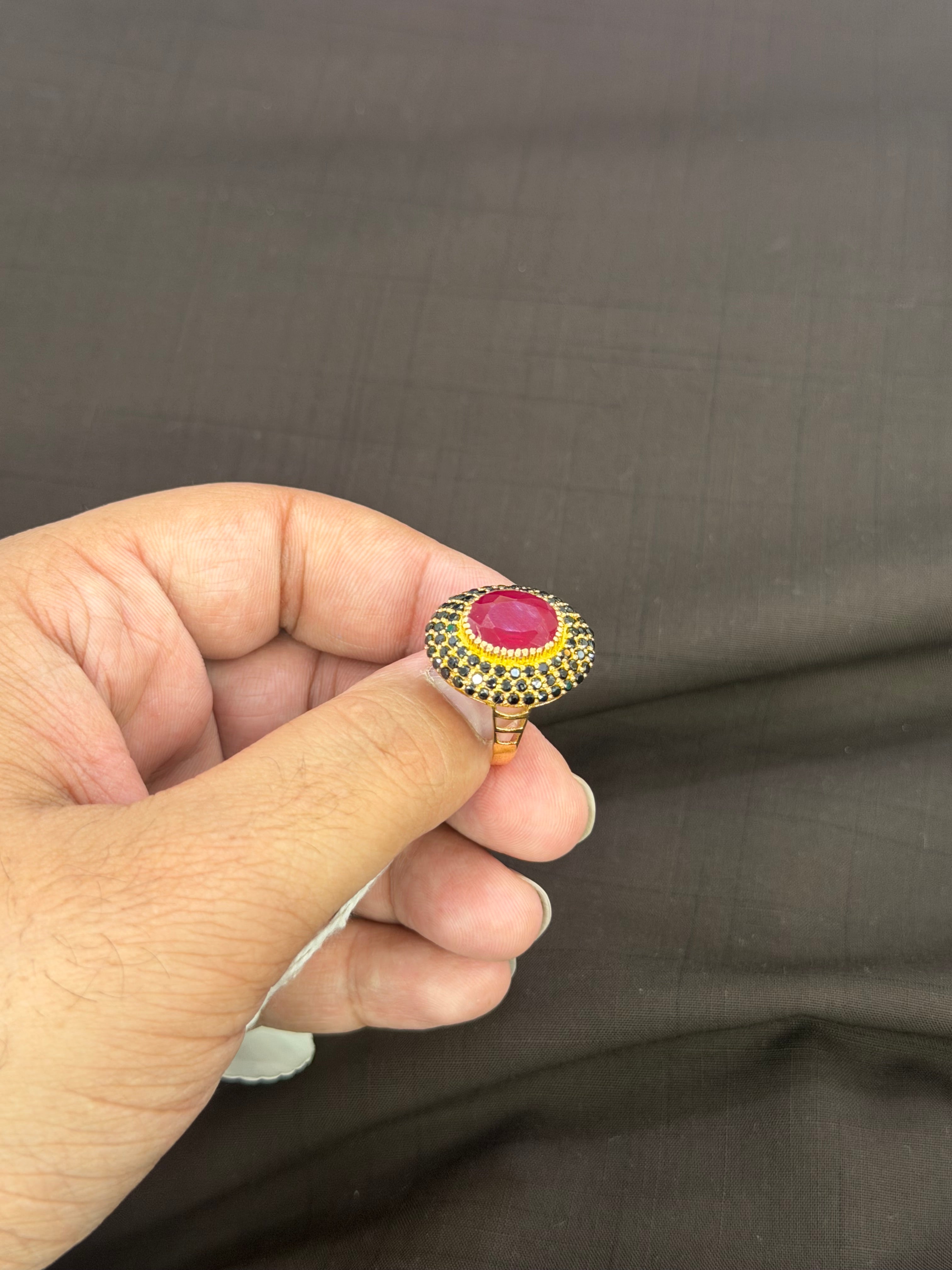 Elegant Ring – A Timeless Touch of Beauty