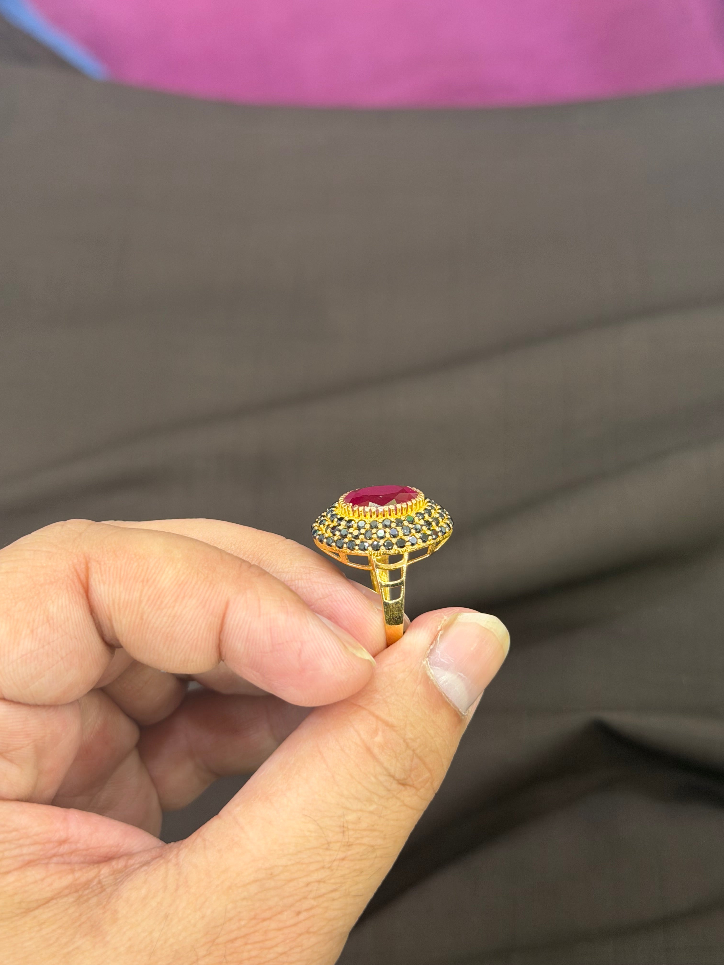 Elegant Ring – A Timeless Touch of Beauty